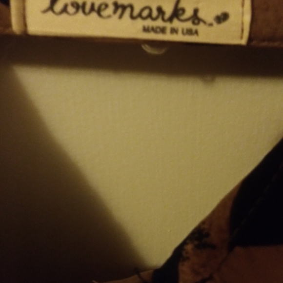 This little cut out mini skirt and backless out fit is perfect for a night out. - Picture 3 of 5